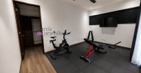 recamara secundaria con baño completo y vestidor (actualmente se usa como gimnasio)